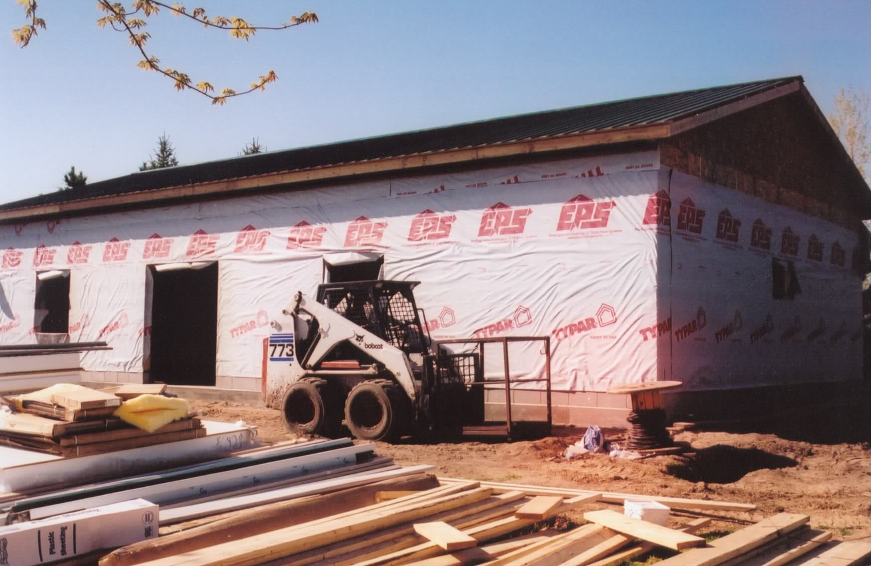 With vapor barrier
                  and roof